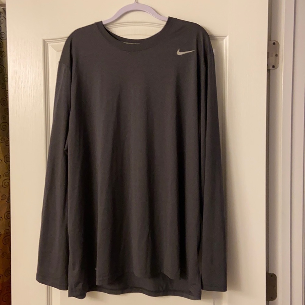 Nike dri fit long sleeve tshirt